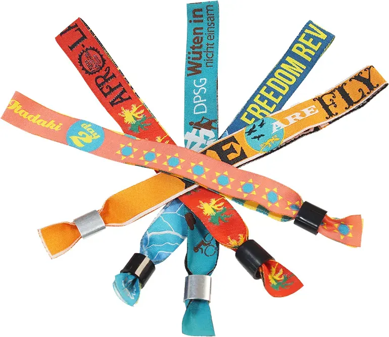 Brățări textile personalizate pentru festivaluri și evenimente
